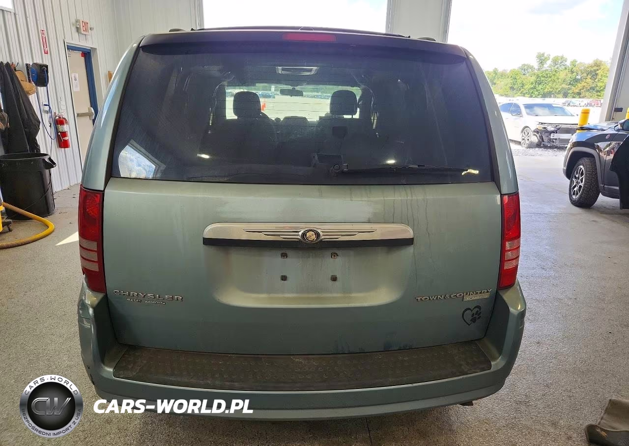 2010 Chrysler Town & Country Touring VIN:2A4RR5D14AR338645 - 6