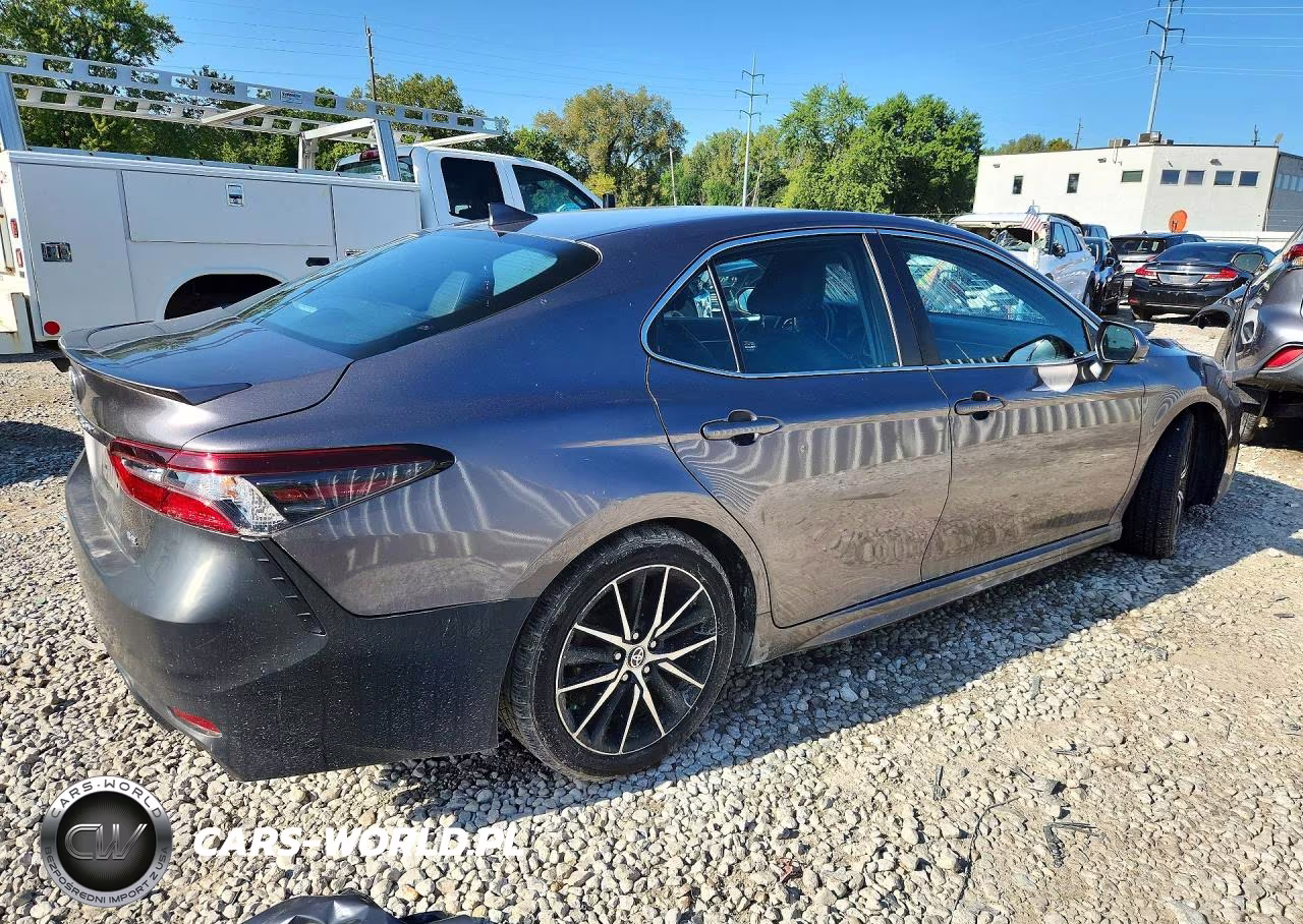 2021 Toyota Camry Se VIN:4T1T11AKXMU606903 - 3