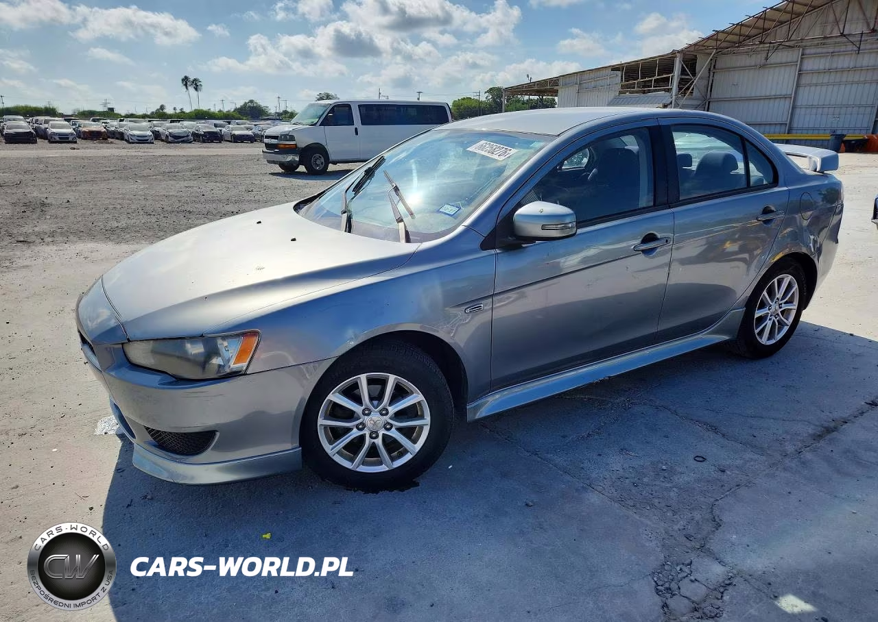 2015 Mitsubishi Lancer Es – zdjęcie 1 z 12