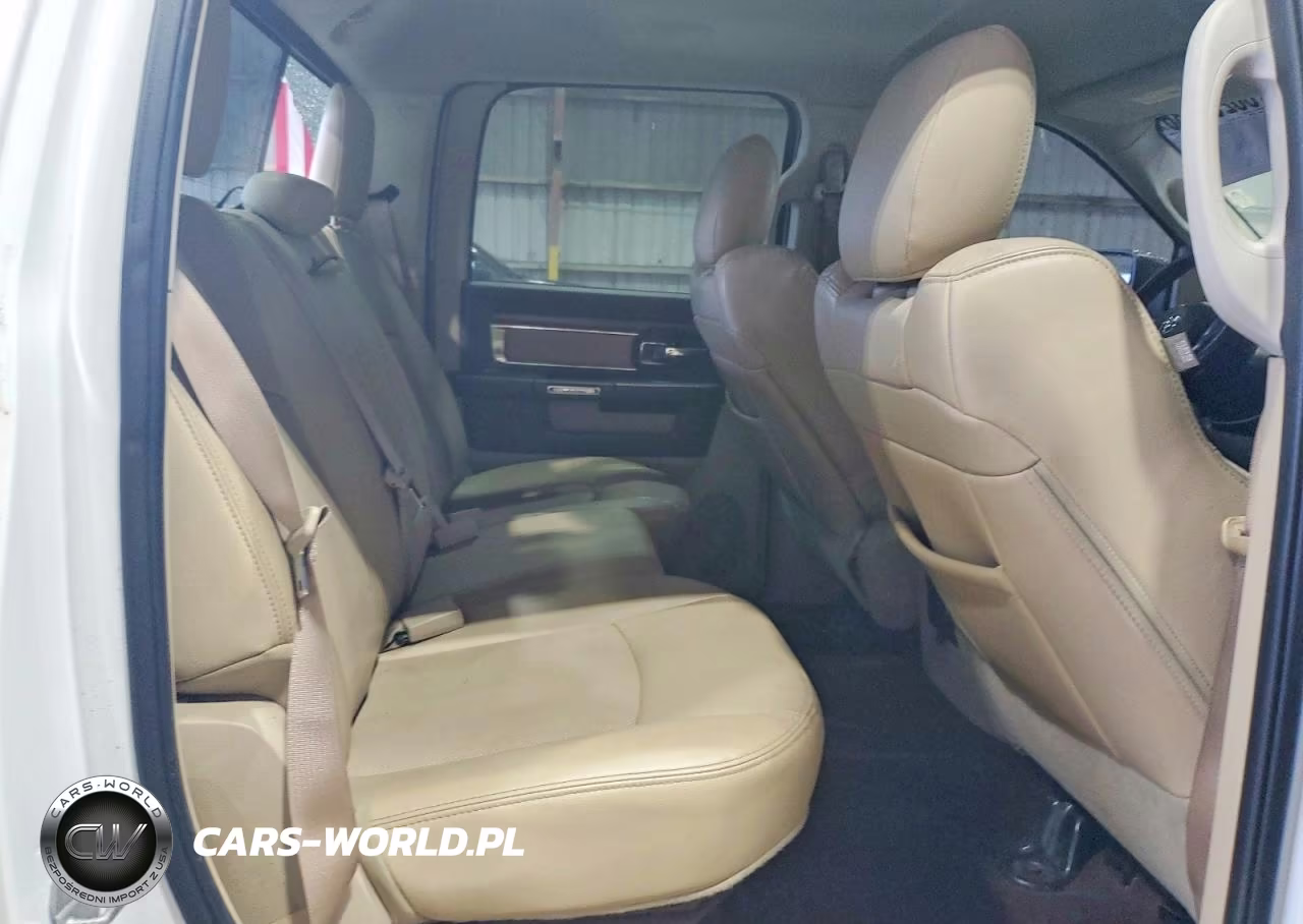 2015 Ram 1500 Laramie VIN:1C6RR7NM9FS708818 - 10