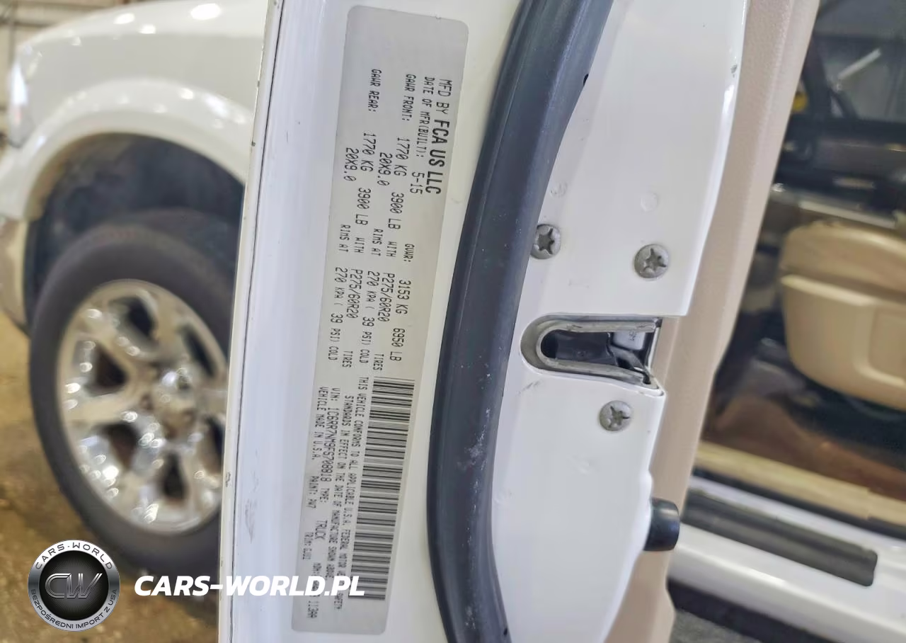 2015 Ram 1500 Laramie VIN:1C6RR7NM9FS708818 - 12