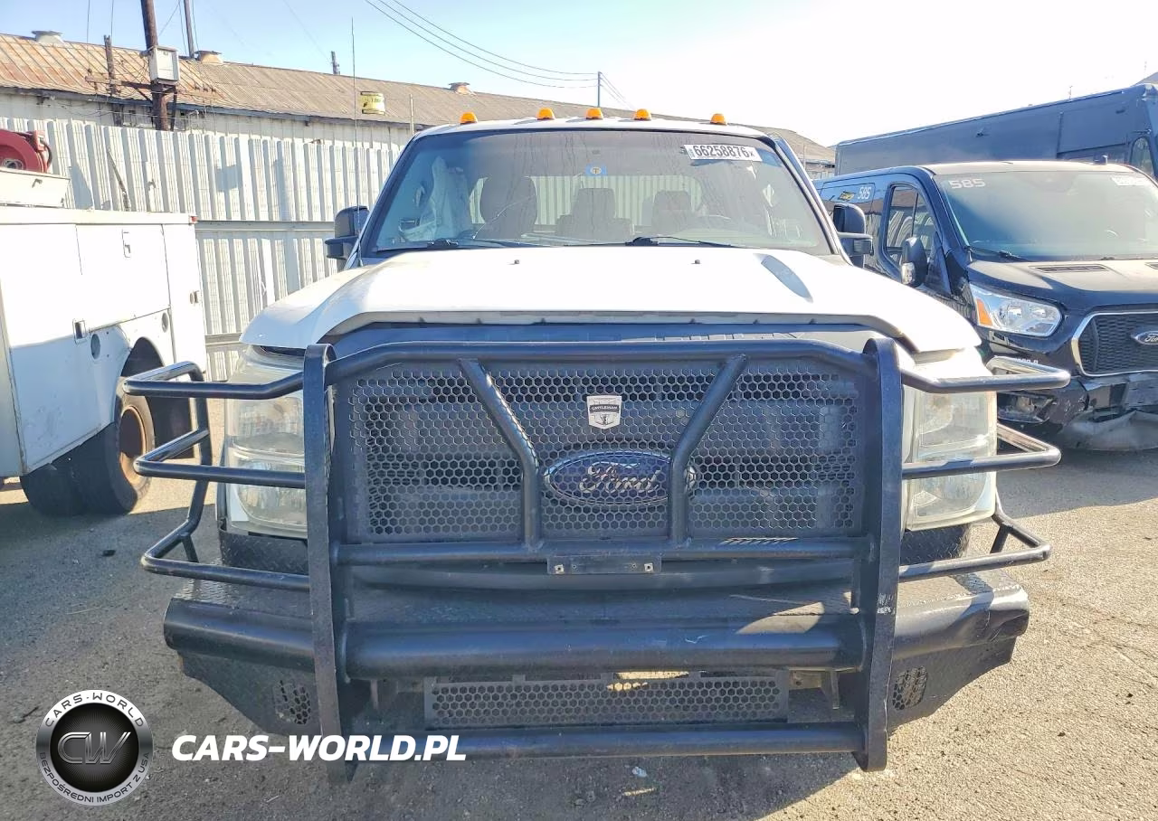 2015 Ford F350 Super Duty VIN:1FD8W3HT6FEB43799 - 5