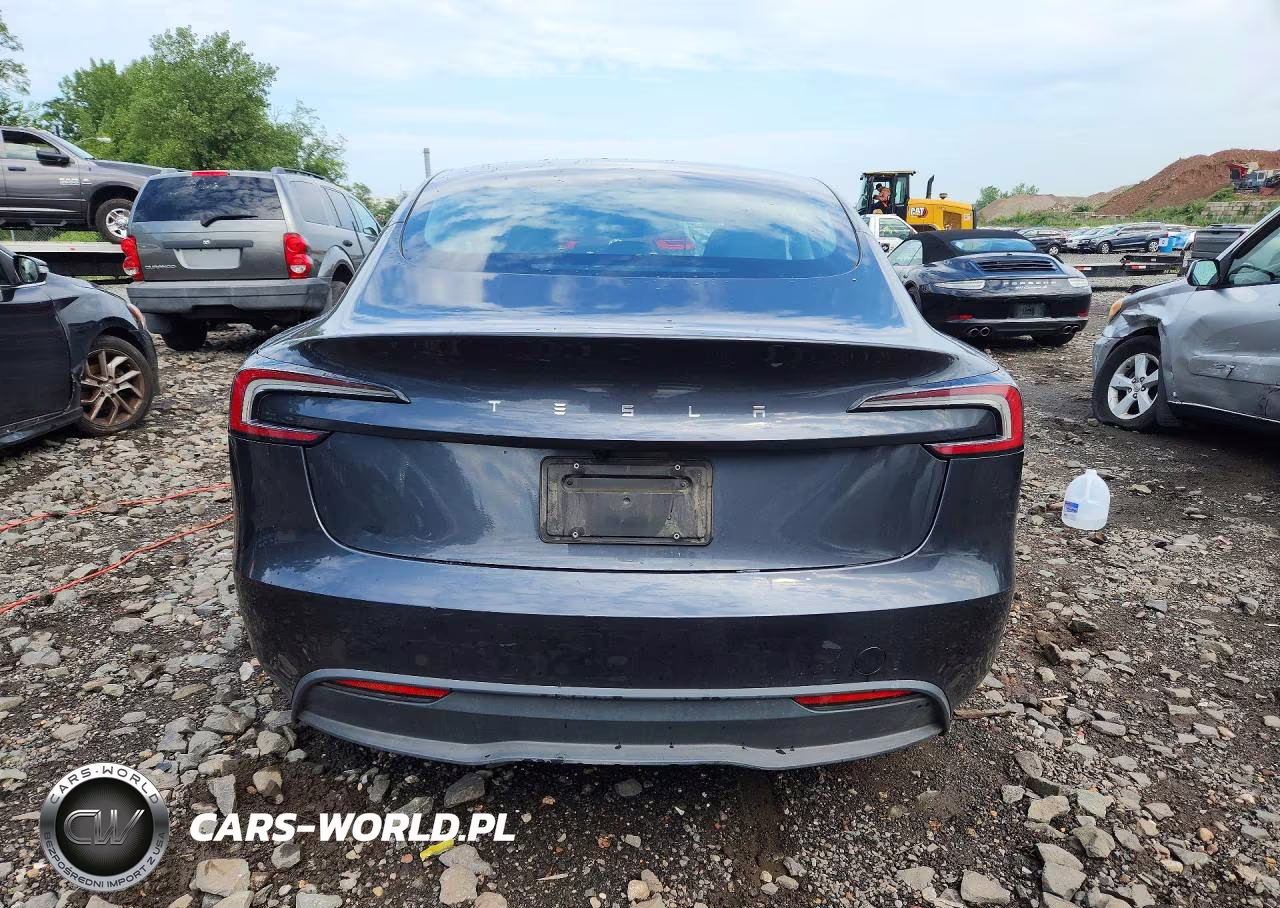 2025 Tesla Model 3 VIN:5YJ3E1EA5SF043033 - 6