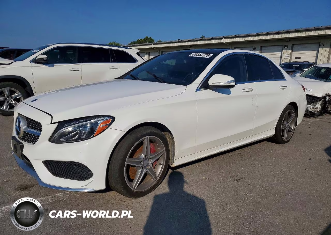 2015 Mercedes-Benz C 300 4Matic – zdjęcie 1 z 12
