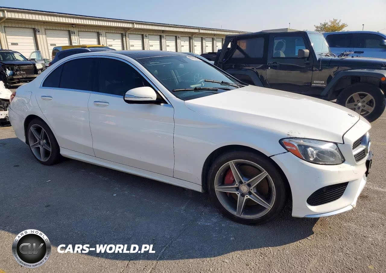2015 Mercedes-Benz C 300 4Matic VIN:55SWF4KB1FU020992 - 4