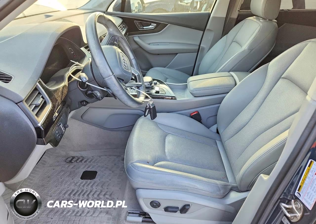 2018 Audi Q7 Premium Plus VIN:WA1LAAF70JD028325 - 7