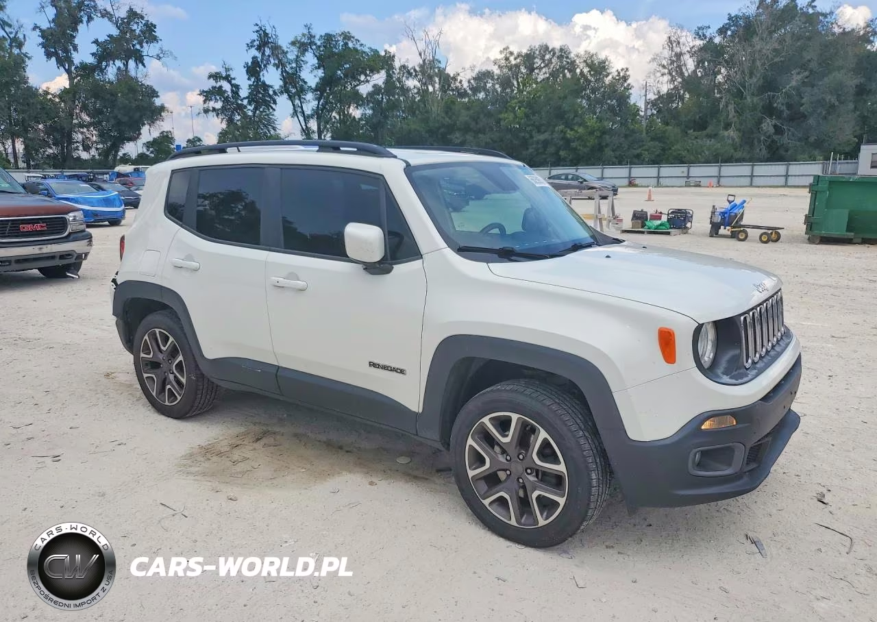 2017 Jeep Renegade Latitude VIN:ZACCJBBB7HPE69483 - 4