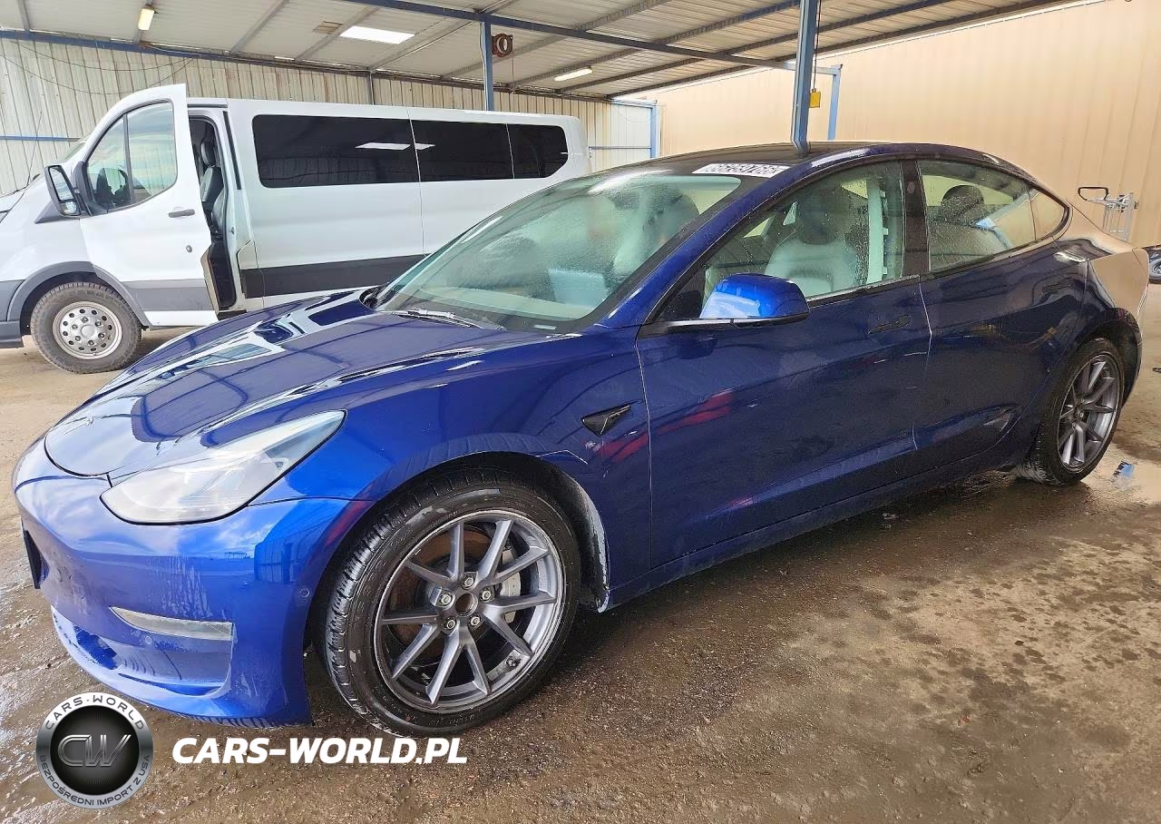 2022 Tesla Model 3 – zdjęcie 1 z 12
