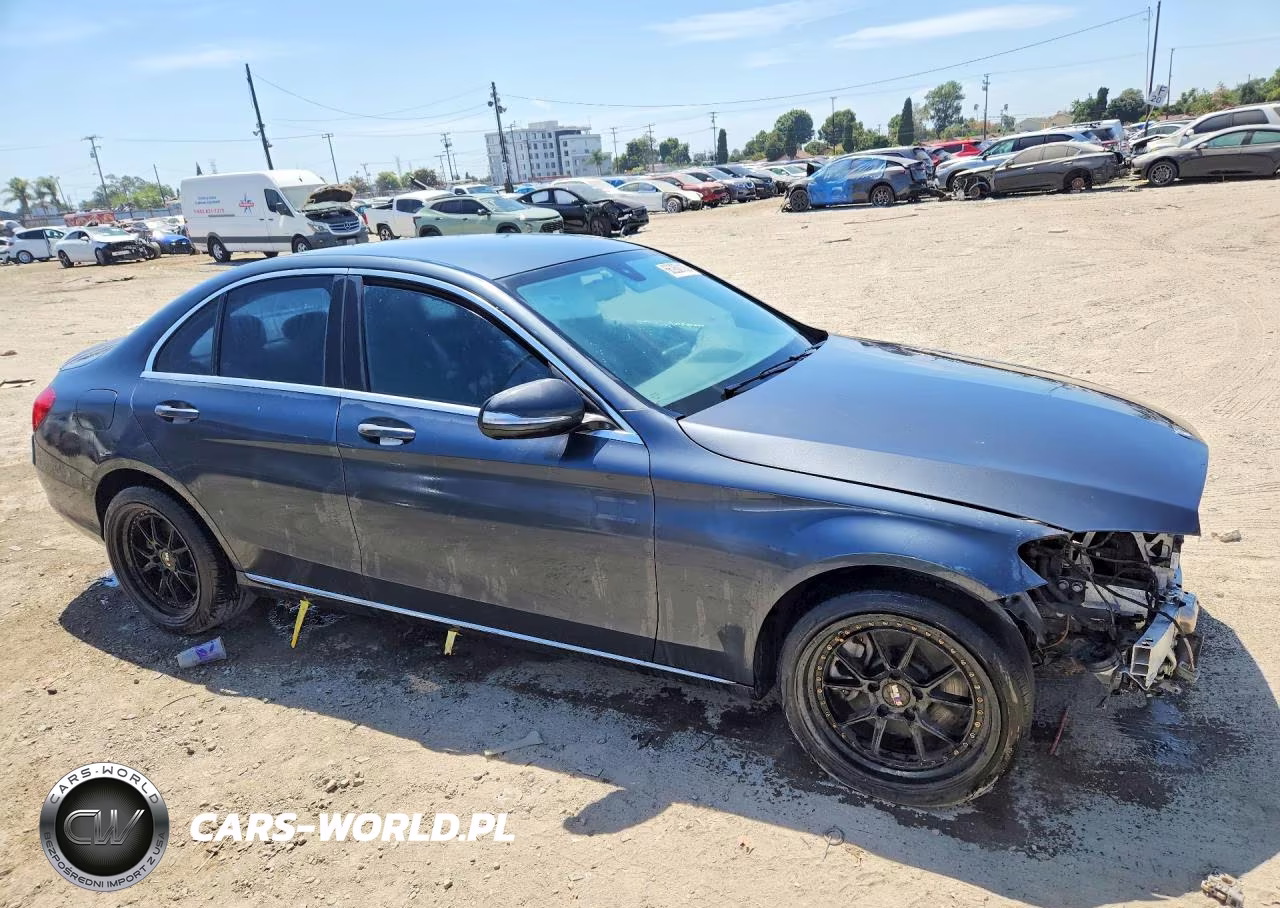 2015 Mercedes-Benz C 300 VIN:55SWF4JB3FU047595 - 4