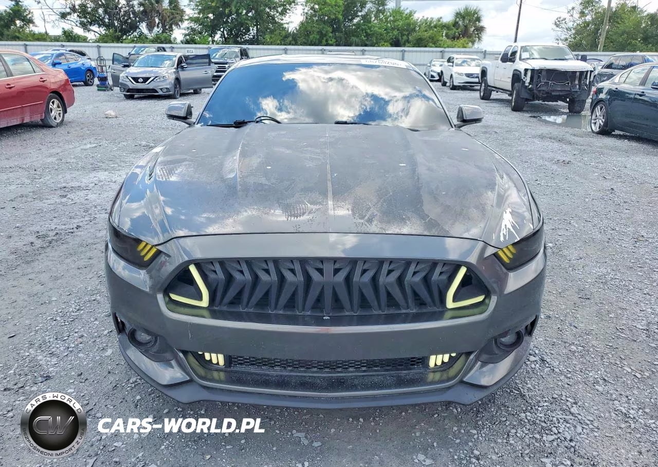 2017 Ford Mustang VIN:1FA6P8THXH5249366 - 5