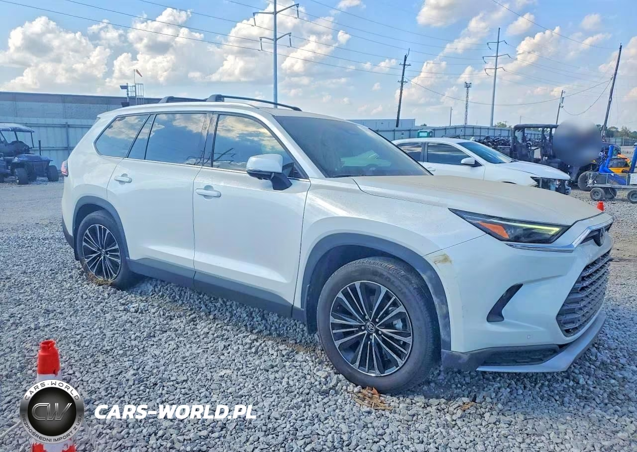 2024 Toyota Grand Highlander Hybrid Max Platinum VIN:5TDADAB58RS008672 - 4