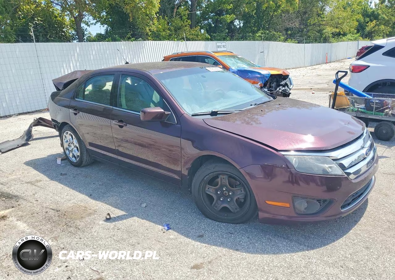 2011 Ford Fusion Se VIN:3FAHP0HA4BR201212 - 4