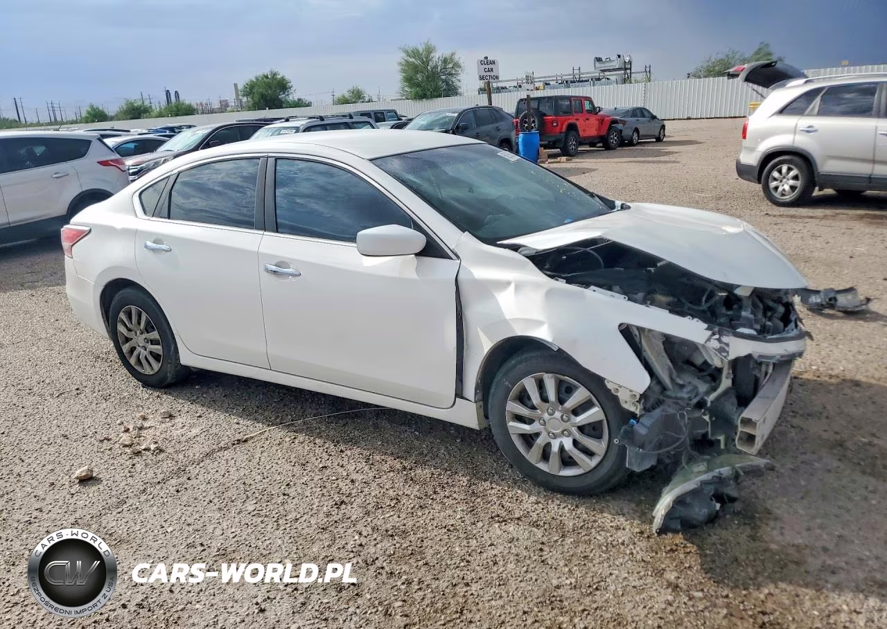2014 Nissan Altima 2.5 VIN:1N4AL3AP5EN358655 - 4