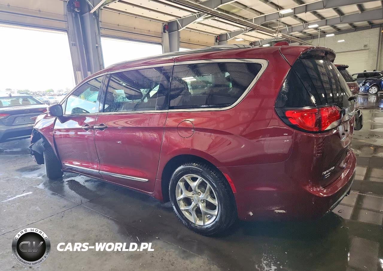 2017 Chrysler Pacifica Limited VIN:2C4RC1GGXHR822099 - 2