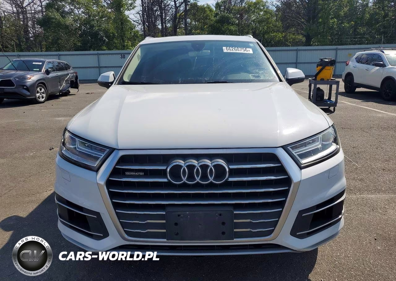 2017 Audi Q7 Premium Plus VIN:WA1LAAF79HD013106 - 5