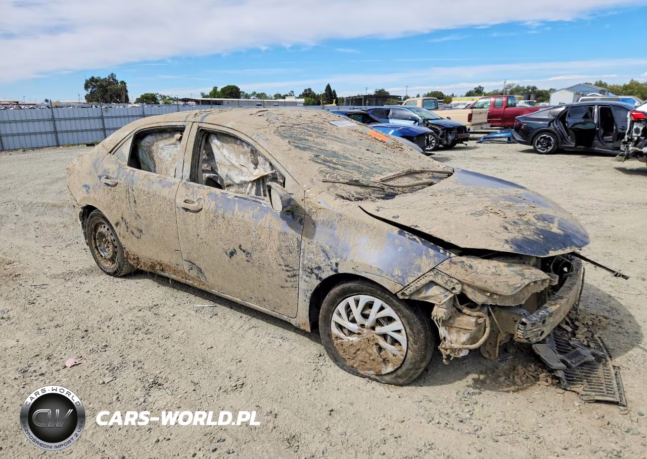 2019 Toyota Corolla Le VIN:5YFBURHE4KP914536 - 4