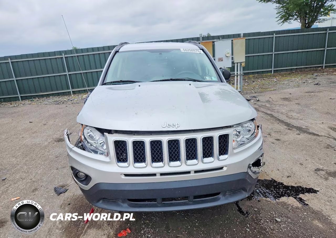 2012 Jeep Compass Sport VIN:1C4NJDBB2CD633251 - 5