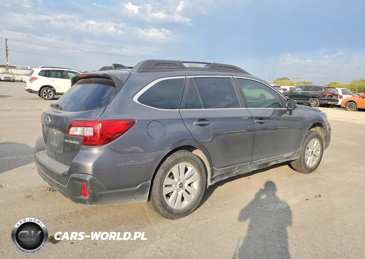 2019 Subaru Outback 2.5I Premium VIN:4S4BSAFC6K3259938 - 3