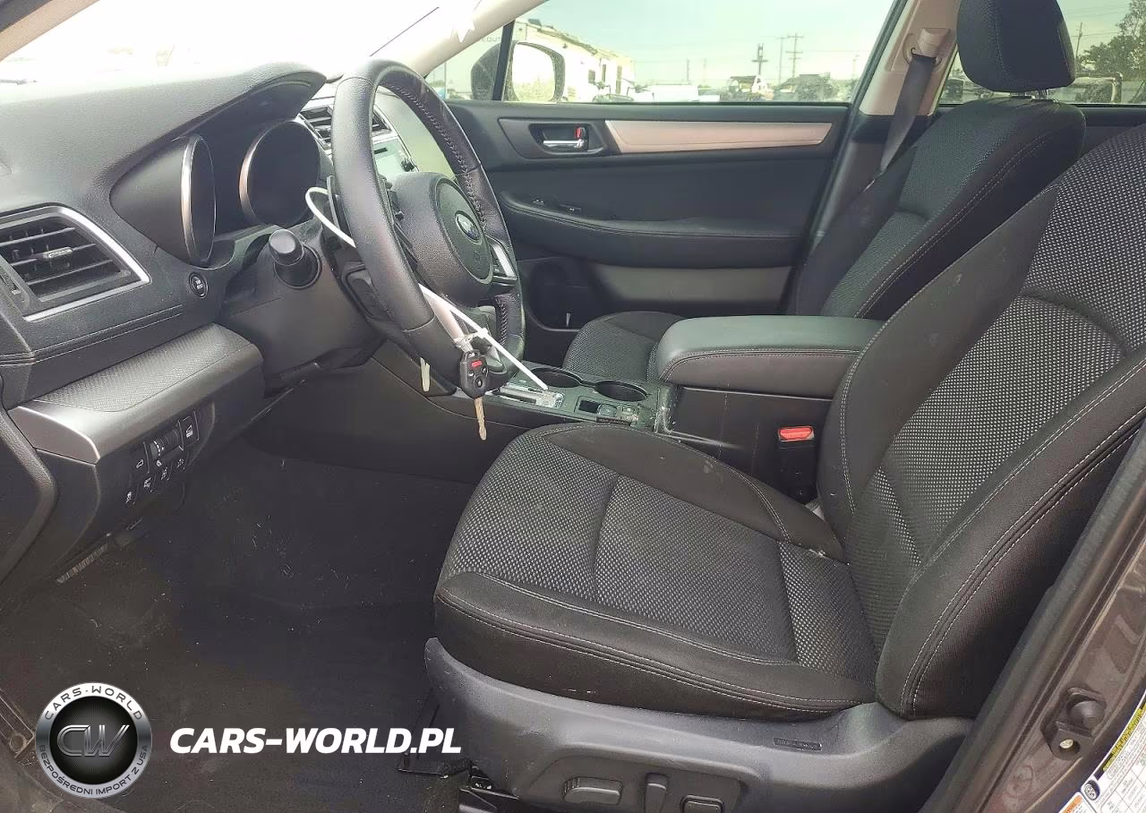 2019 Subaru Outback 2.5I Premium VIN:4S4BSAFC6K3259938 - 7