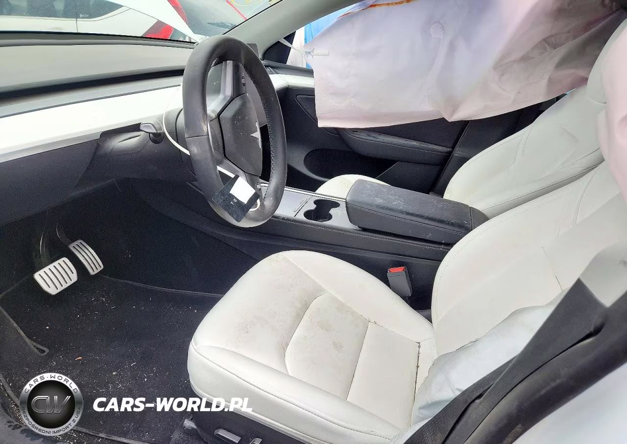 2023 Tesla Model Y VIN:7SAYGDEF1PF712860 - 7