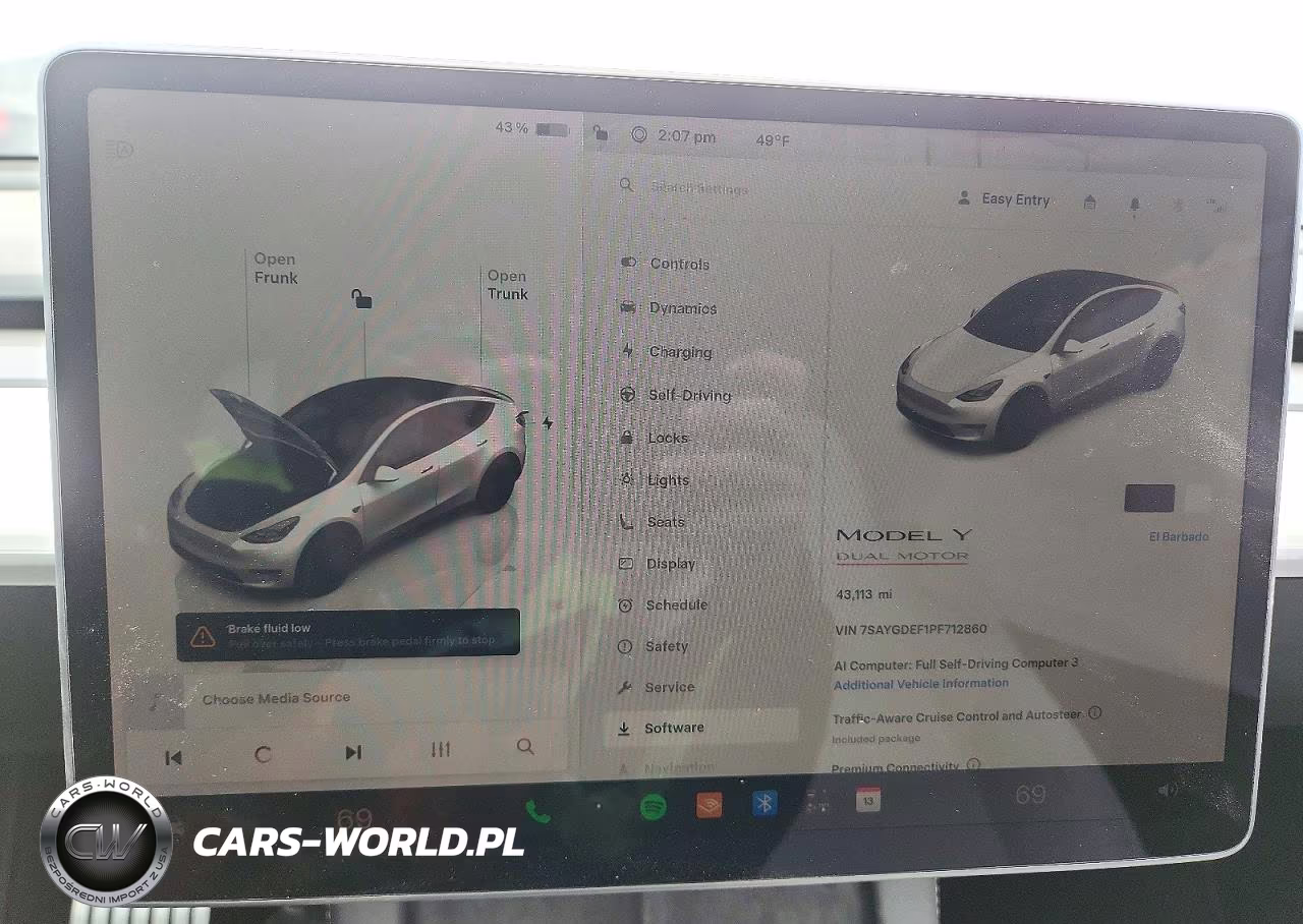 2023 Tesla Model Y VIN:7SAYGDEF1PF712860 - 9