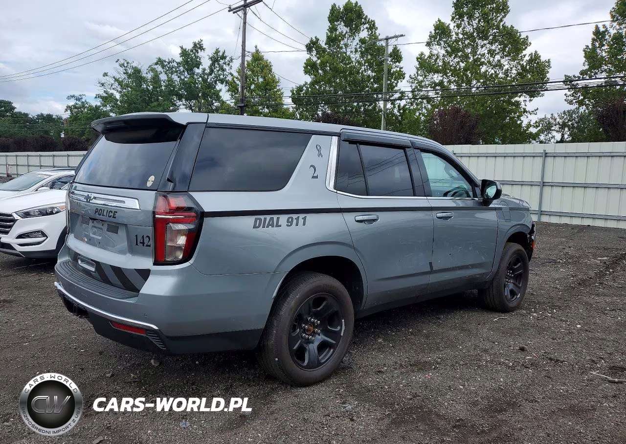 2024 Chevrolet Tahoe K1500 VIN:1GNSKLED1RR342153 - 3