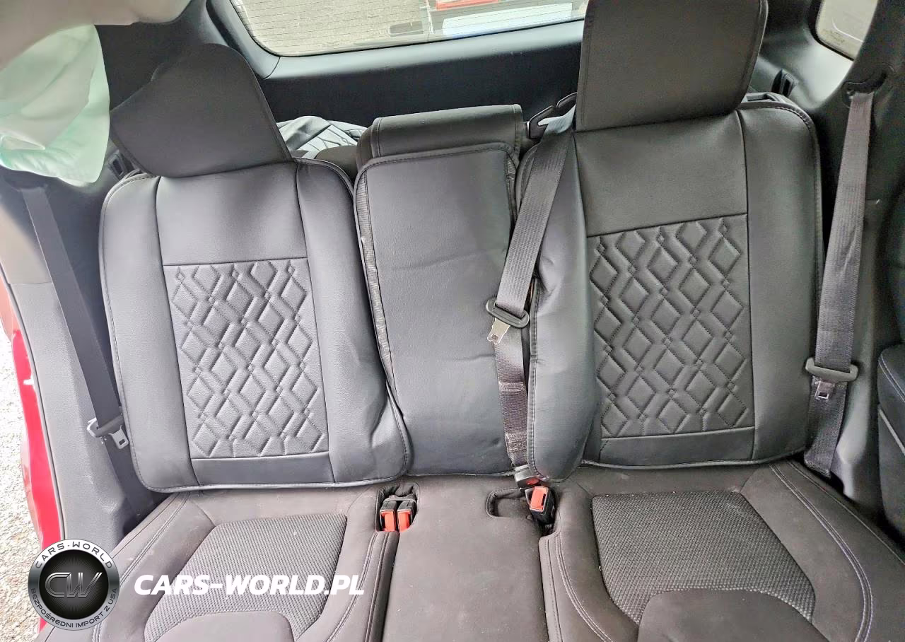 2019 Jeep Cherokee Latitude VIN:1C4PJMCB3KD487173 - 10