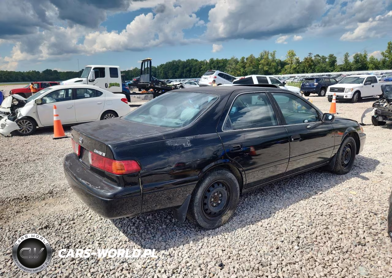 2000 Toyota Camry Le VIN:4T1BG22K8YU959113 - 3