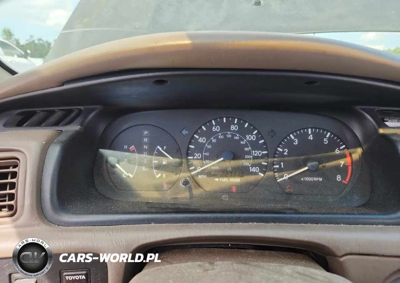 2000 Toyota Camry Le VIN:4T1BG22K8YU959113 - 9