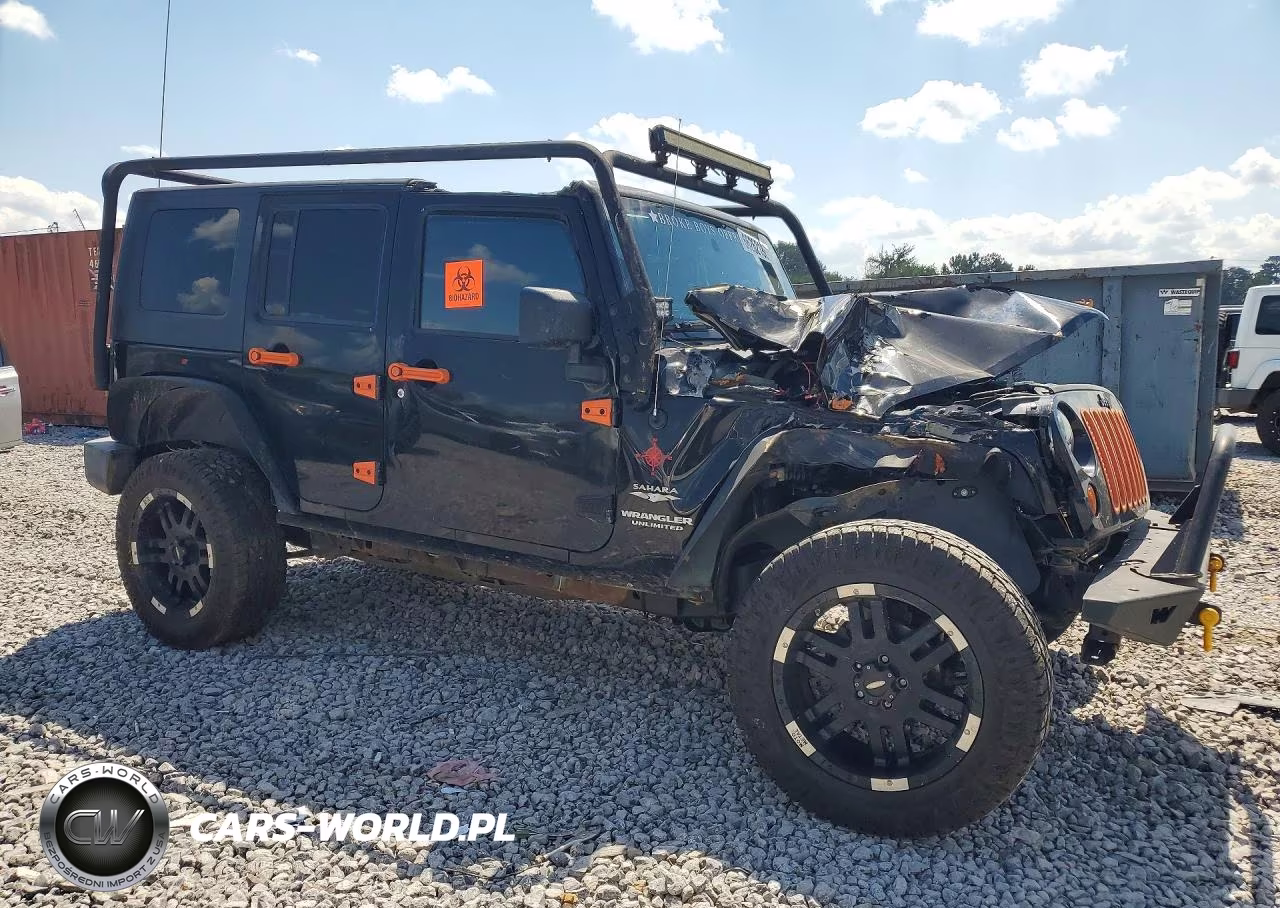 2008 Jeep Wrangler Unlimited Sahara VIN:1J8GA59138L533712 - 4