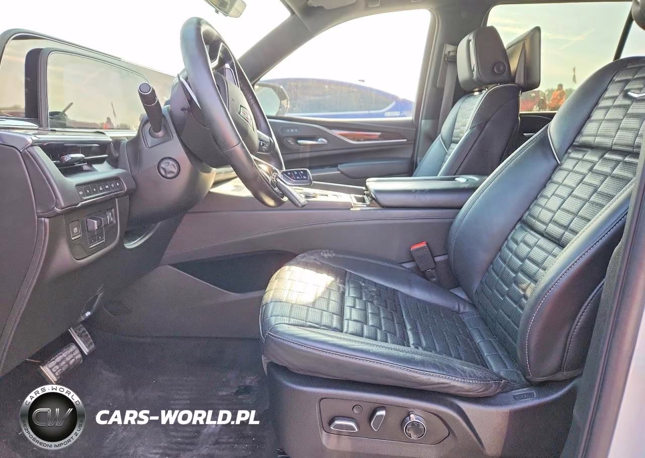 2022 Cadillac Escalade Sport Platinum VIN:1GYS4GKL0NR261056 - 7