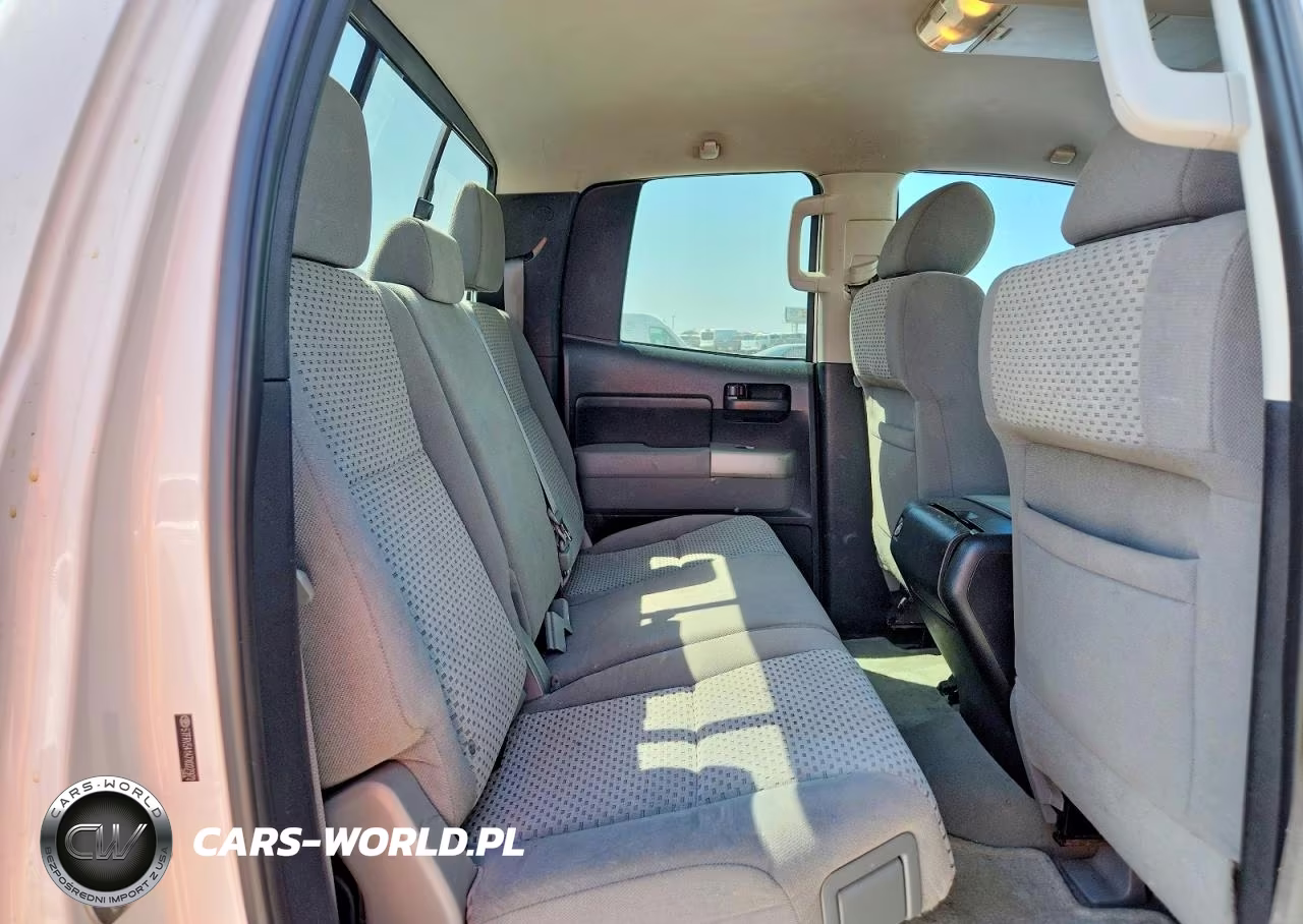 2007 Toyota Tundra VIN:5TFRV54147X027972 - 10