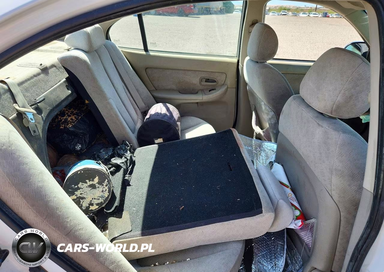 2005 Hyundai Elantra Gls VIN:KMHDN46D55U049131 - 10