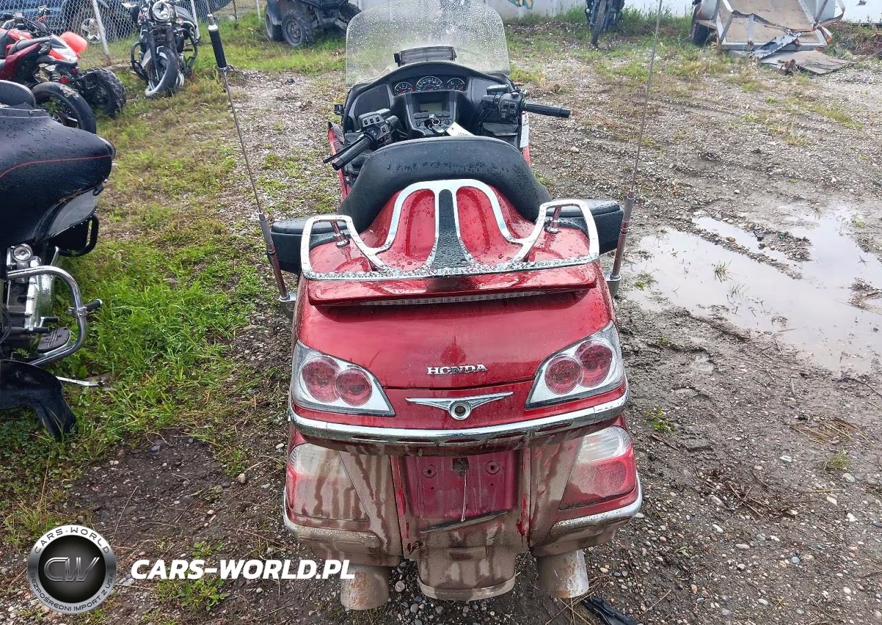 2010 Honda Gl1800 VIN:1HFSC47G6AA901272 - 4