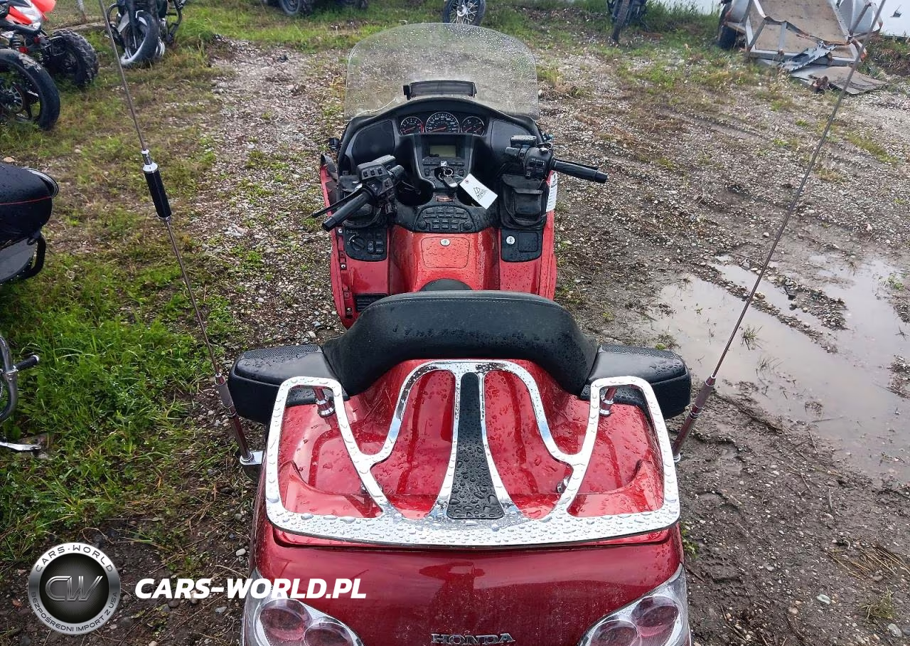 2010 Honda Gl1800 VIN:1HFSC47G6AA901272 - 6
