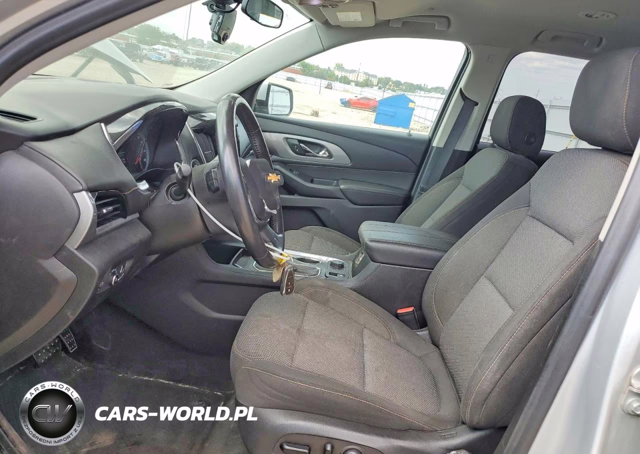 2019 Chev Traverse L VIN:1GNEVMKW2KJ259979 - 7