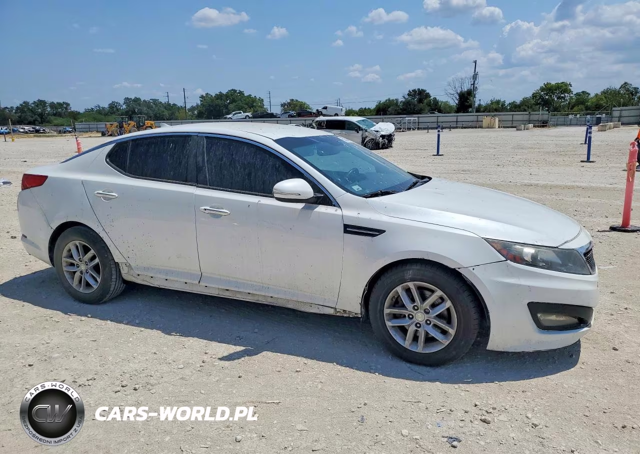 2011 Kia Optima Ex VIN:KNAGN4A70B5142645 - 4