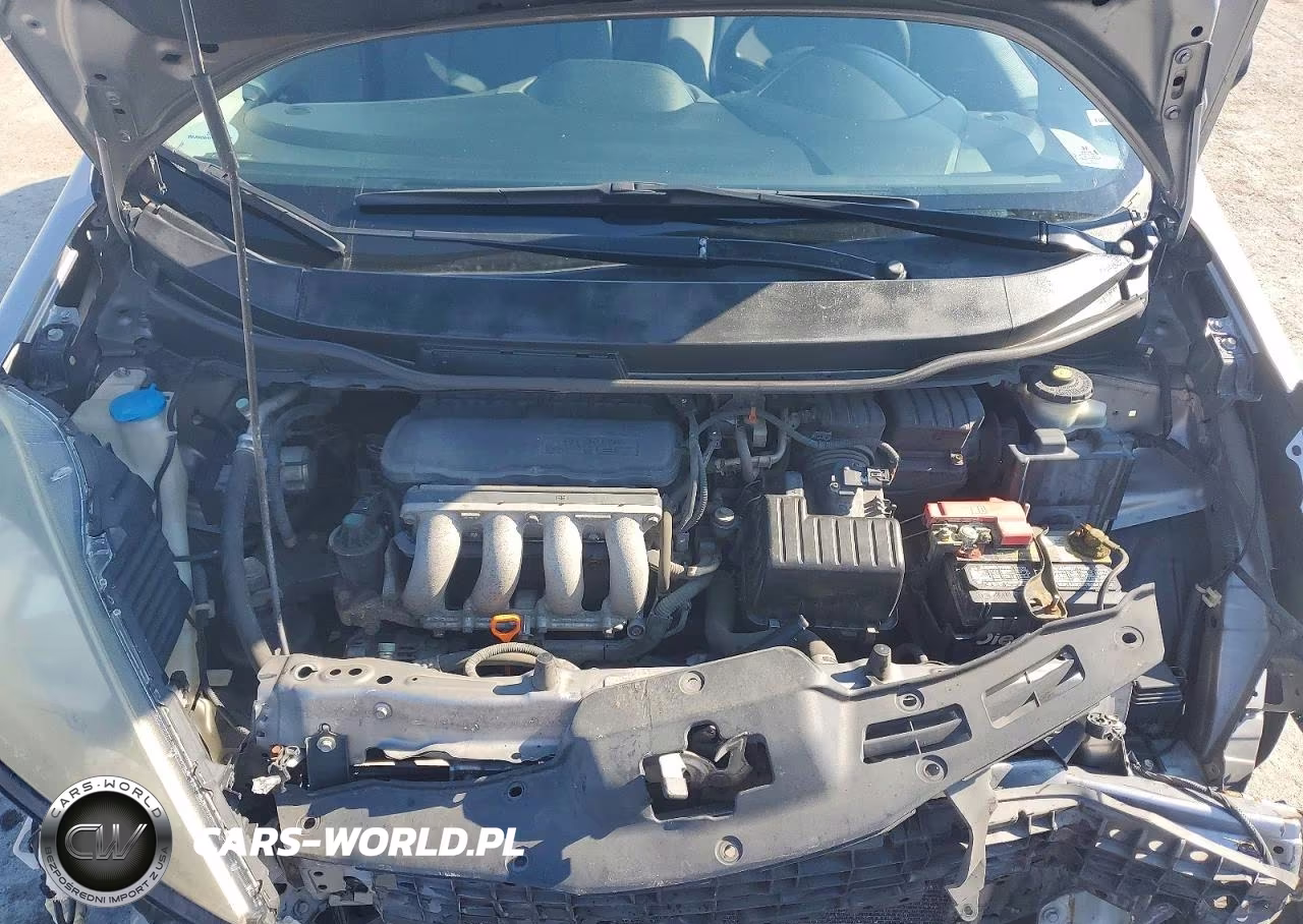 2010 Honda Fit VIN:JHMGE8H23AC030046 - 11