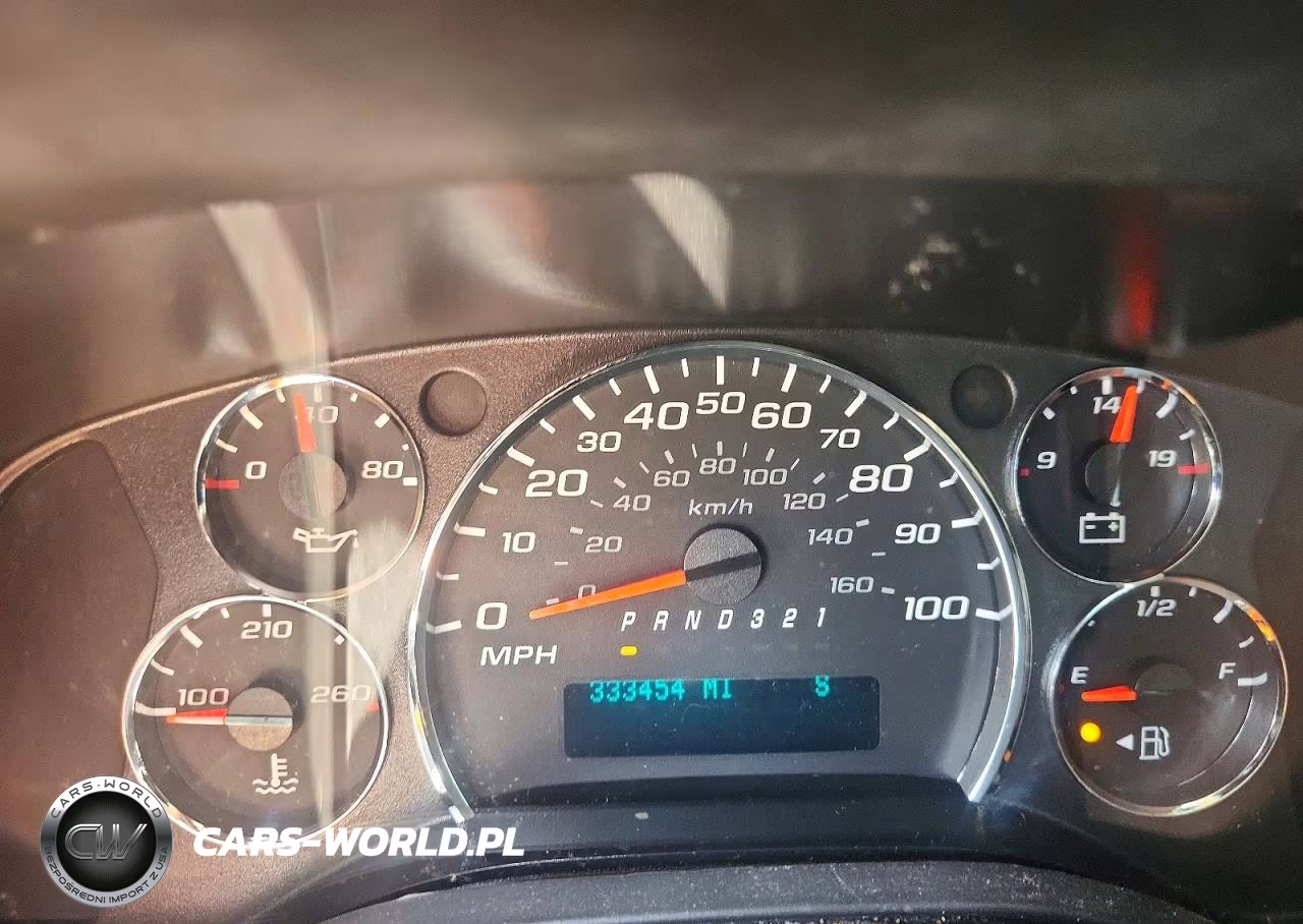 2013 Chevrolet Express G1500 VIN:1GCSGAFX6D1182401 - 9