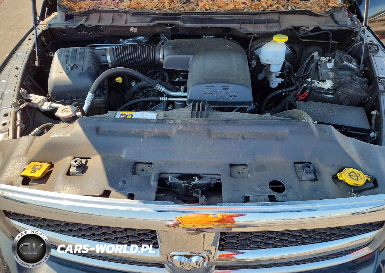 2021 Ram 1500 Classic Tradesman VIN:3C6RR7KG3MG706047 - 11
