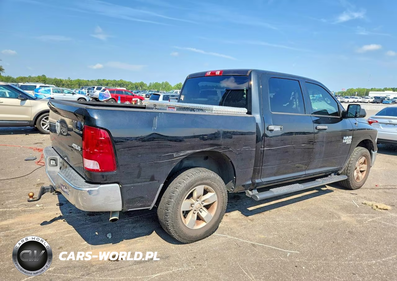 2021 Ram 1500 Classic Tradesman VIN:3C6RR7KG3MG706047 - 3
