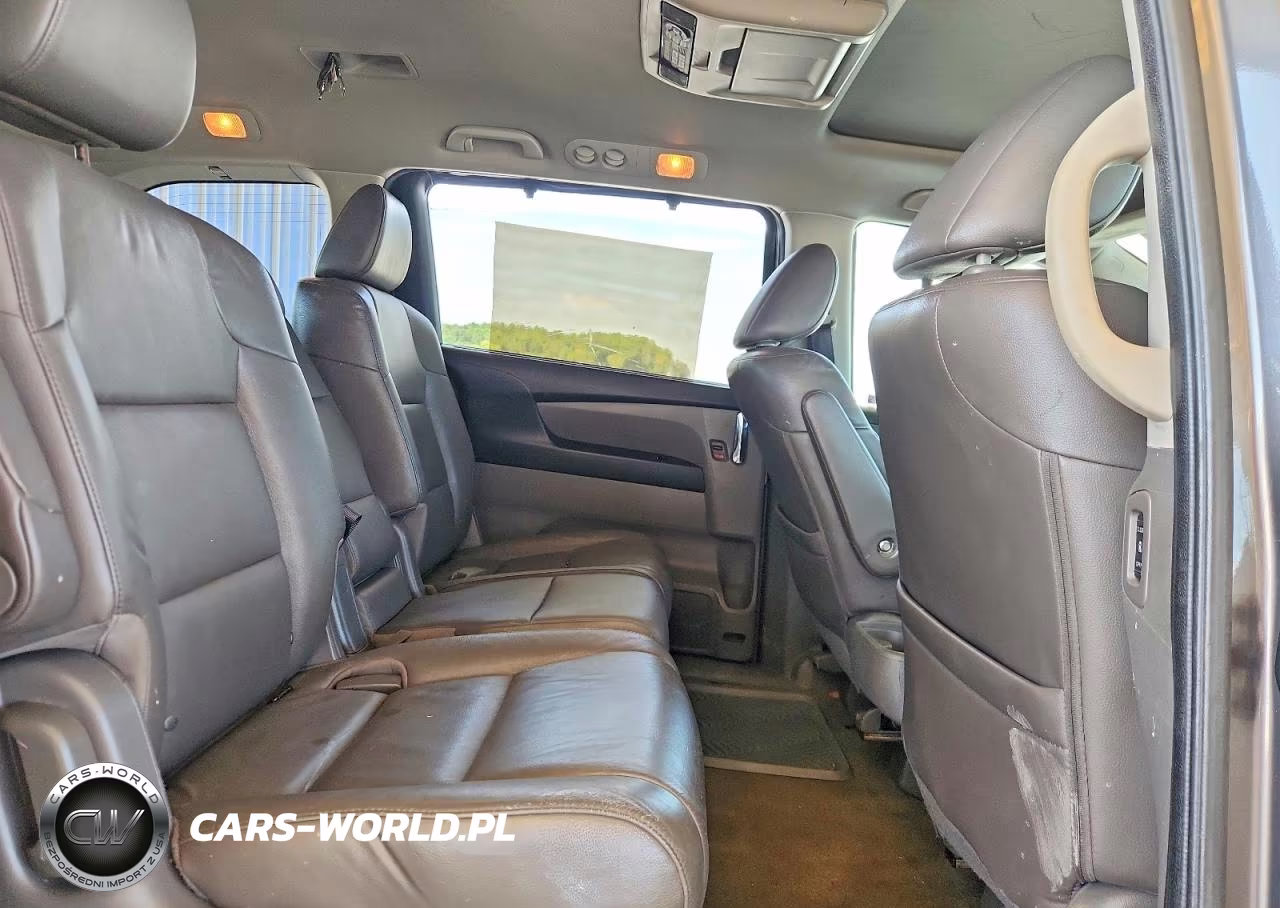 2014 Honda Odyssey Touring VIN:5FNRL5H96EB112566 - 10