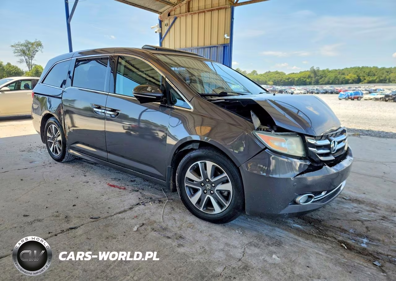 2014 Honda Odyssey Touring VIN:5FNRL5H96EB112566 - 4