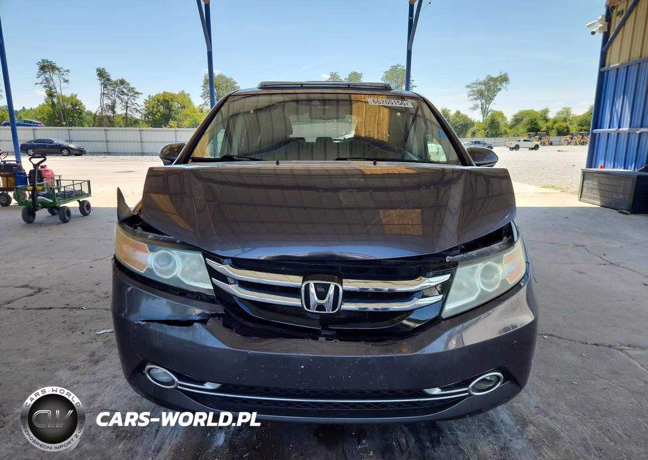2014 Honda Odyssey Touring VIN:5FNRL5H96EB112566 - 5