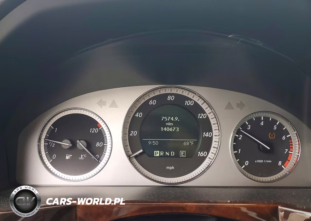 2011 Mercedes-Benz Glk 350 4Matic VIN:WDCGG8HB8BF611693 - 9