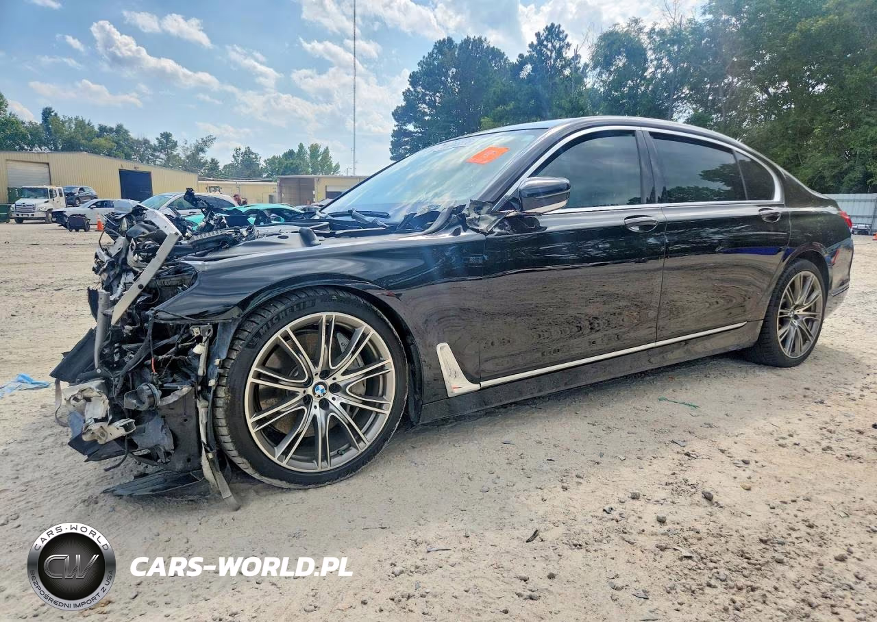 2017 BMW 750 Xi