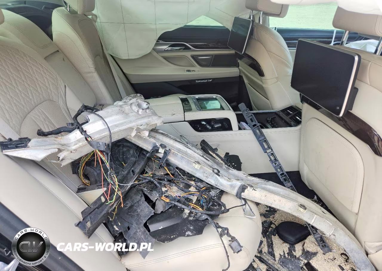 2017 BMW 750 Xi VIN:WBA7F2C59HG422655 - 12