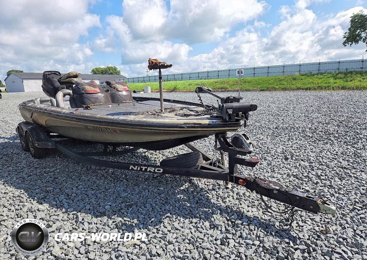 2008 Nitro Speed Boat