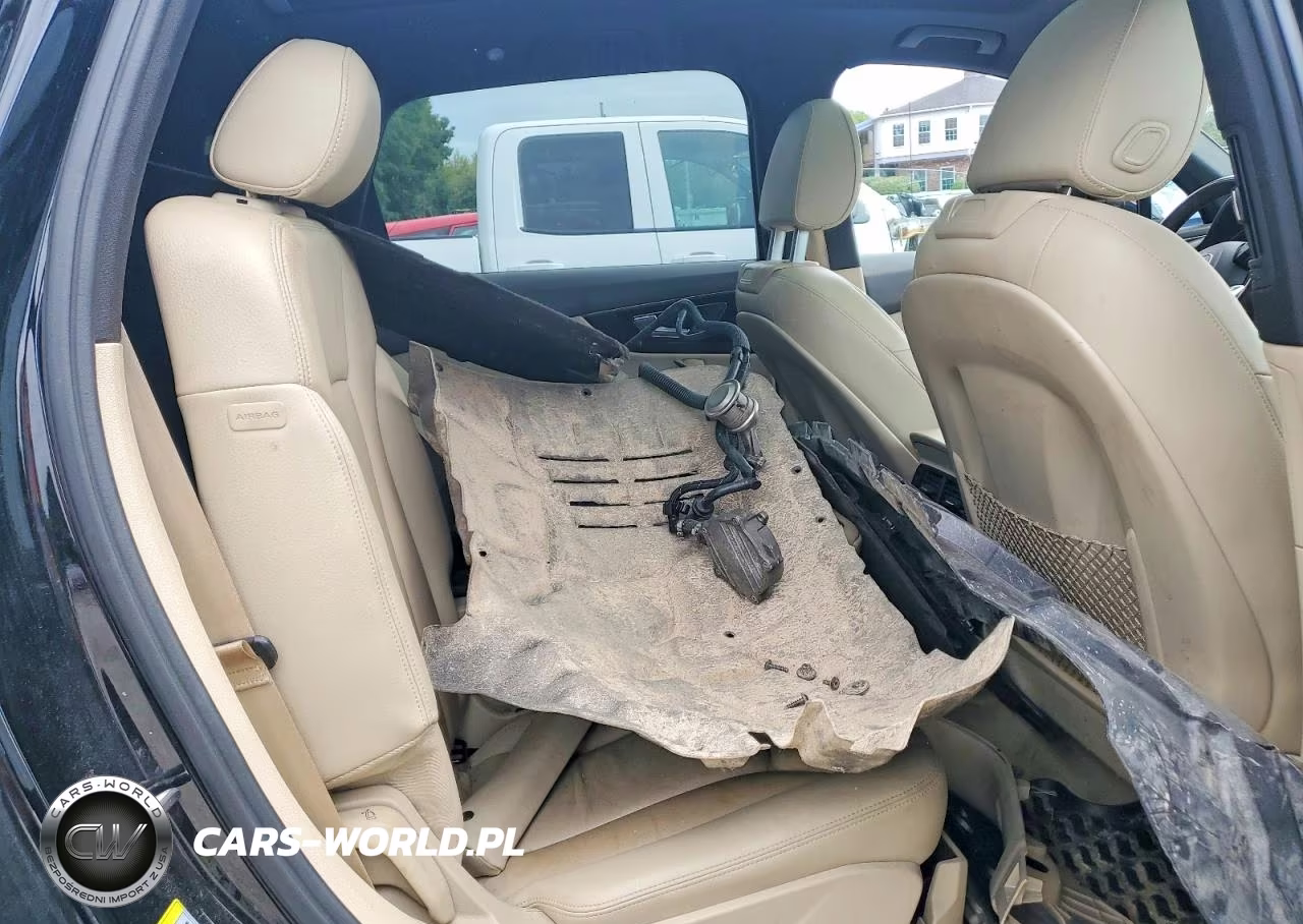 2017 Audi Q7 Premium Plus VIN:WA1LABF76HD033948 - 11