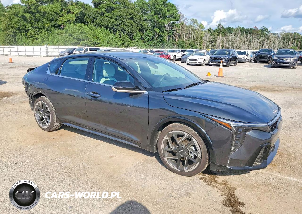 2026 Kia K4 Gt Line VIN:3KPFW4DE8TE348498 - 4